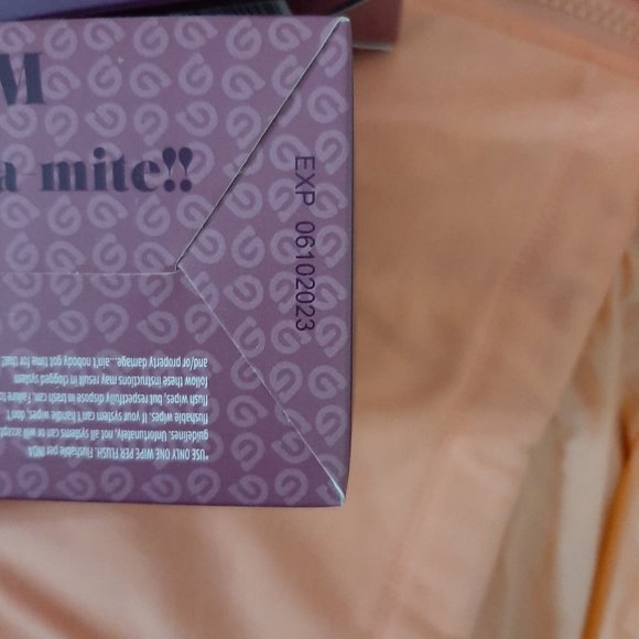 NIB 4 BOXES OF 16 WIPES EACH "DOWN THERE WIPES" BY GOODWIPES - Picture 10 of 13